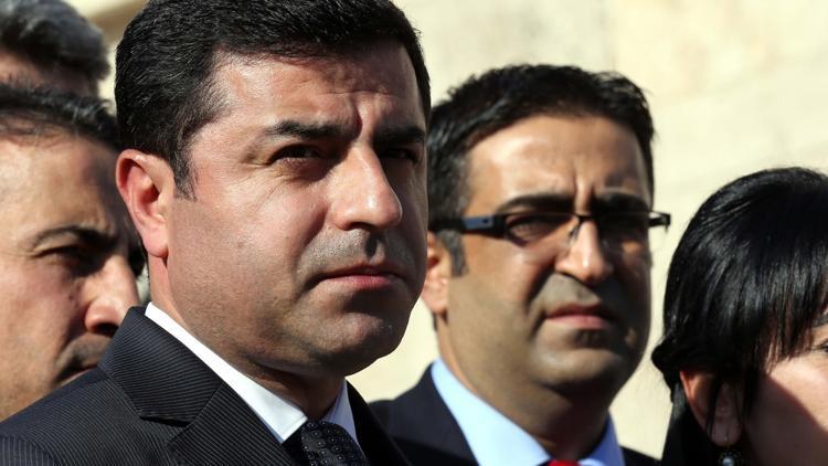 Demirtaş: Ya tutuklama çıkaracaksınız ya yakalama ya da zorla getirilme