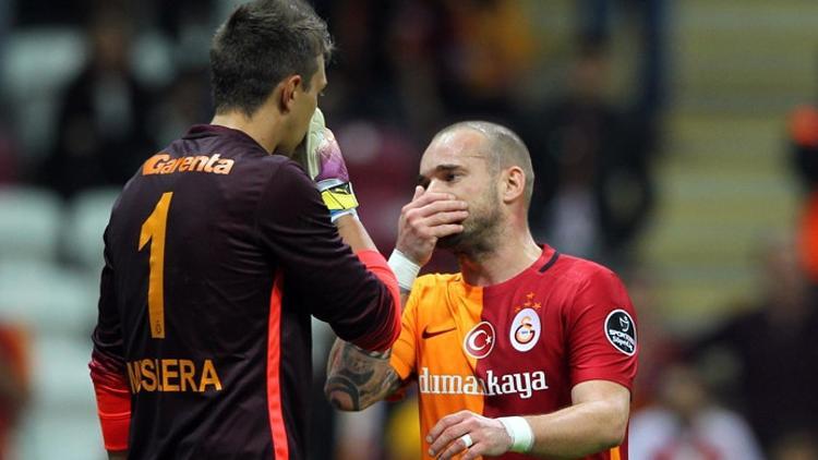 Sneijder’in kalmak için şartı var!