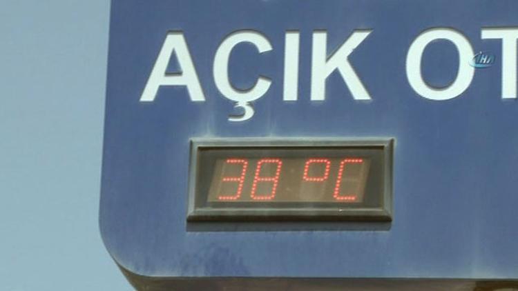 İstanbul yanıyor! Termometreler 38 dereceyi gösterdi