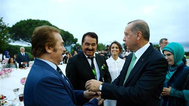 Erdoğan'dan Arda Turan ve Koreli esnaf açıklaması