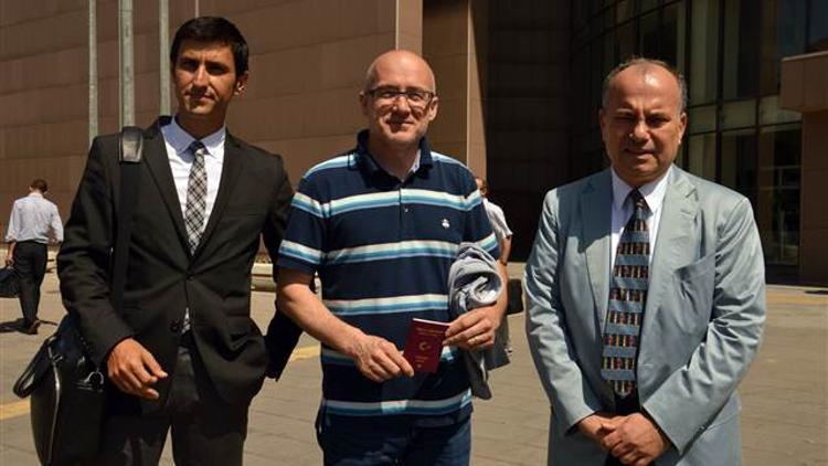 Hürriyet gazetesi New York temsilcisi Razi Canikligil serbest bırakıldı