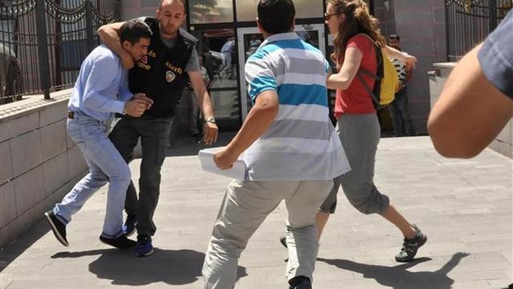 "Kardeşim bıçaklandığında 'nefes alamıyorum' diye yalvarmış"