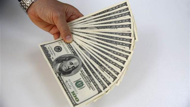 Dolar 2,90'nın altında