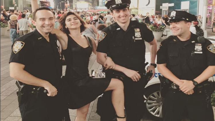 Nesrin Cavadzade'den olay fotoğraf