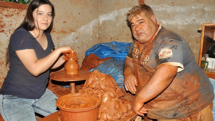 Zanaatkar babanın zanaatkar kızı ödül aldı