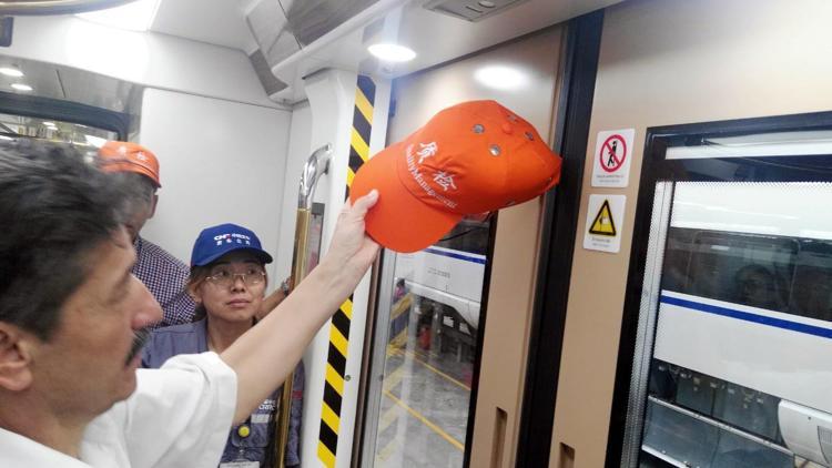 İzmir Metrodan bir ilk İzmir Metrodan bir ilk