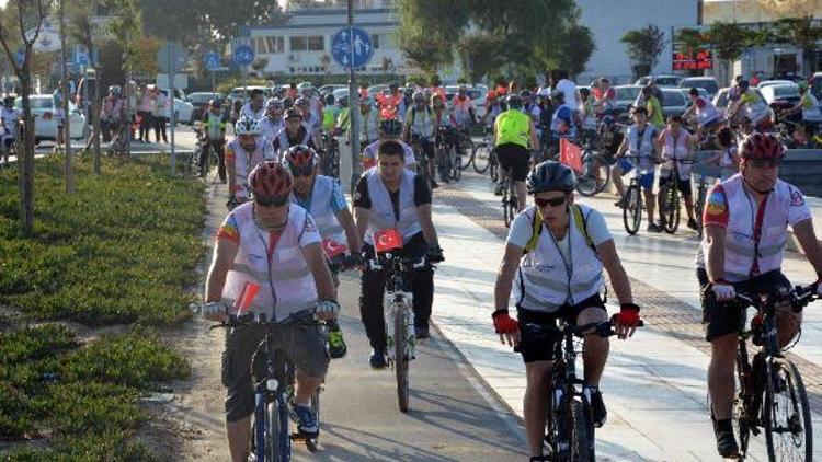 İzmirde bisikletle sosyal güvenlik etkinliği İzmirde bisikletle sosyal güvenlik etkinliği