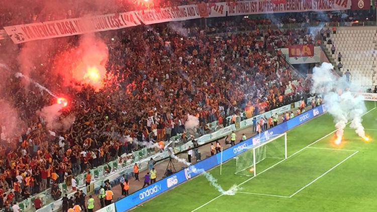 PFDK'den Galatasaray'a ceza yağdı!