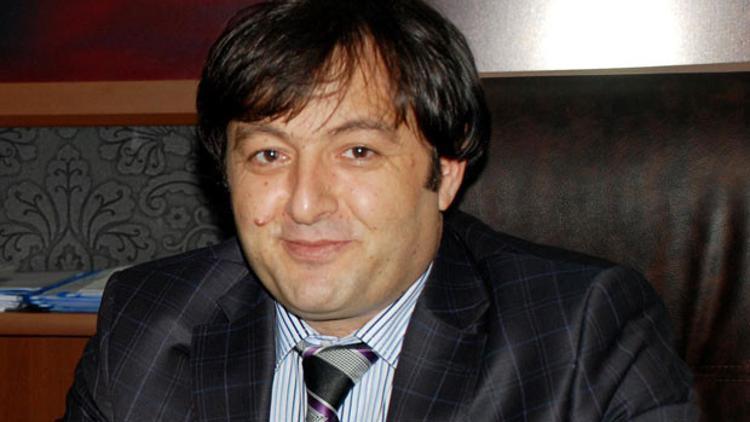 AK Parti İl Başkanı'ndan FETÖ'cülere: Ağaç kökü yesinler