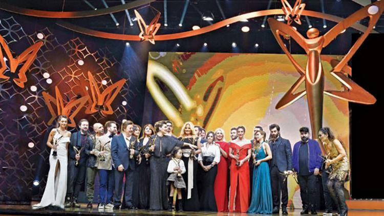 Pantene Altın Kelebek Ödülleri'ne yıldız yağdı
