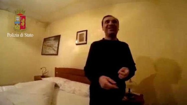 Yakalanan mafya babası: Kitabımı yanıma alabilir miyim?