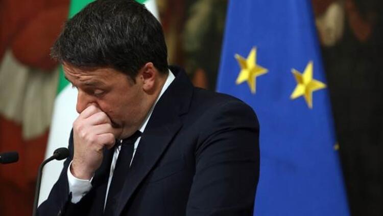 Son dakika: İtalya’daki referandumdan hayır çıktı... Başbakan Renzi istifa etti