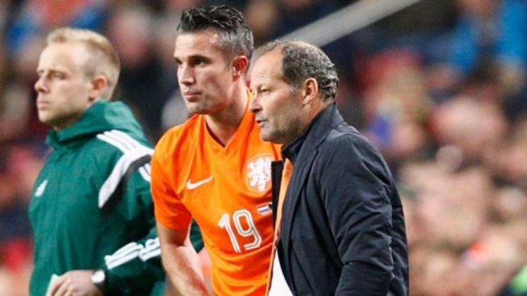 Danny Blind'den Robin van Persie için şok sözler!