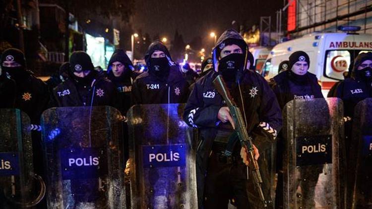 Saldırı tanığı futbolcu anlattı: Kız arkadaşımı sırtıma alıp...