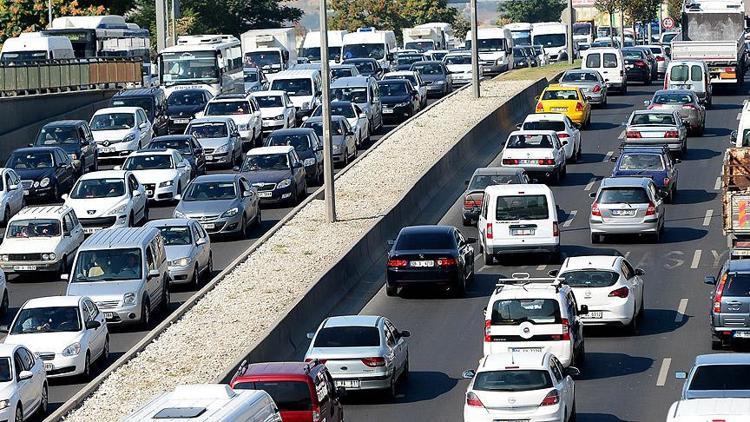 Trafiğe kayıtlı araç sayısı kasımda 21 milyonu aştı