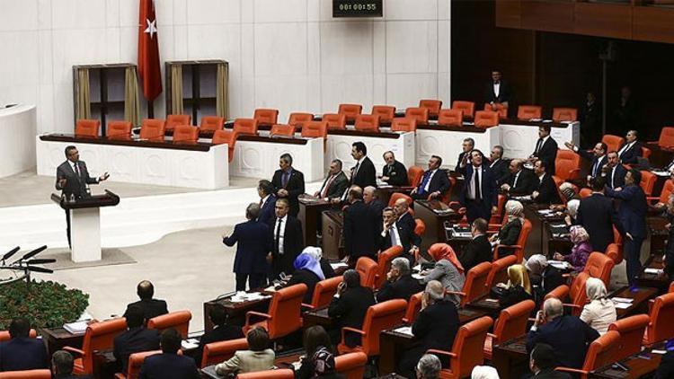 6., 7. ve 8'nci madde de Meclis'ten geçti