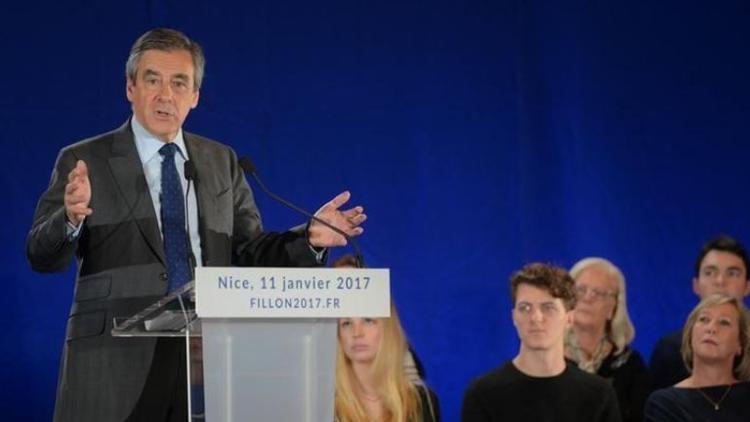 Cumhurbaşkanı adayı Fillon'a büyük şok!