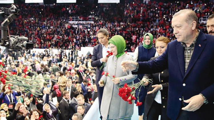'15 Temmuz'da bomba yağdıranlar bugünün hayırcıları'