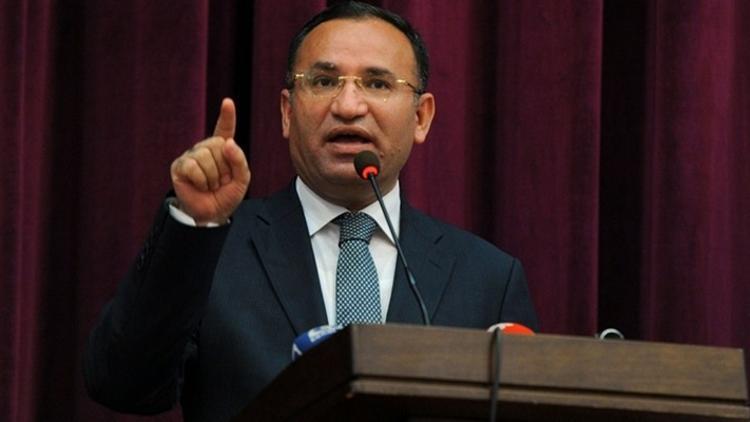 'Başörtüsü kararı tuzun koktuğu yerdir'