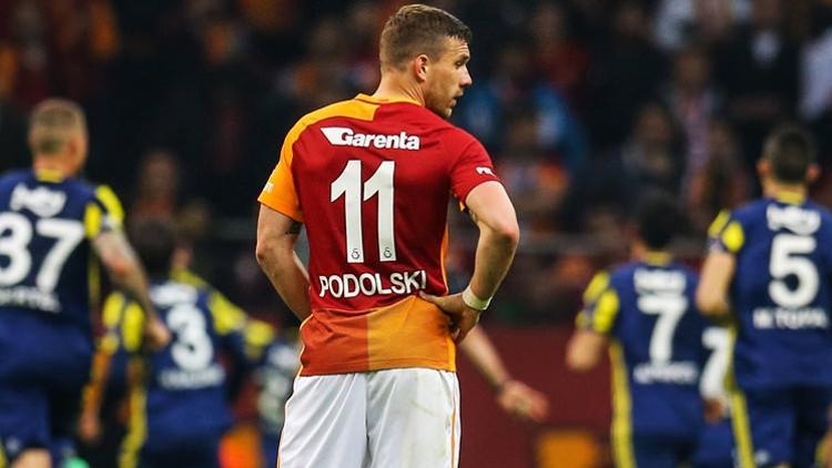 Podolski F.Bahçe'yi kızdıracak! '3. lig takımı...'
