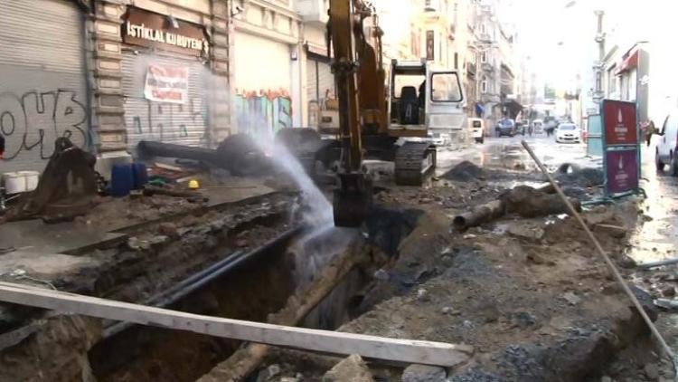 İstiklal Caddesi'nde kaza fıskiyesi
