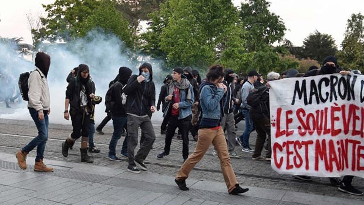 Seçimlerin hemen ardından protesto ettiler