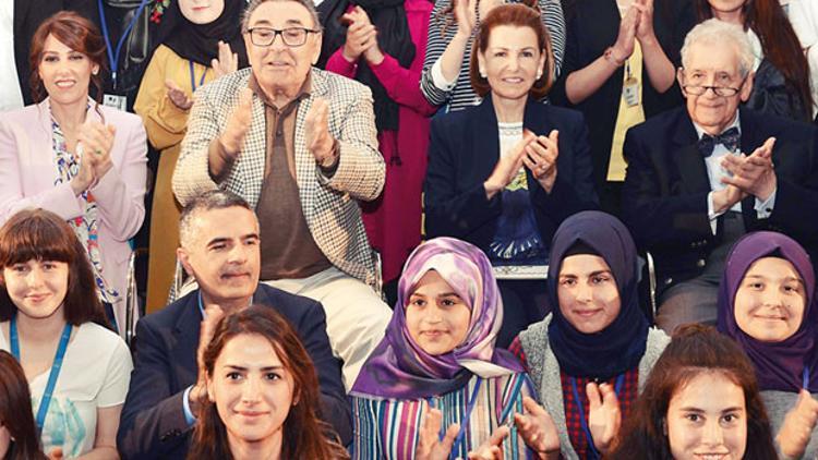 Eğitim temel insan hakkıdır sonuna kadar savunun