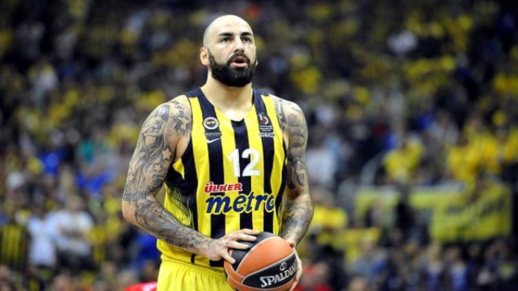 Fener’den Hawks’a Antic çalımı!