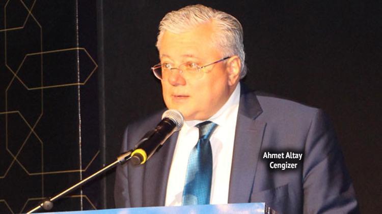 Fahir Atakoğlu Paris’te konser verdi