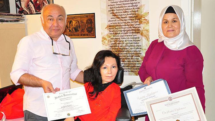 Hatice'nin azmi; Doktorlar 10 aylıkken 2 yıl ömür biçmişlerdi...