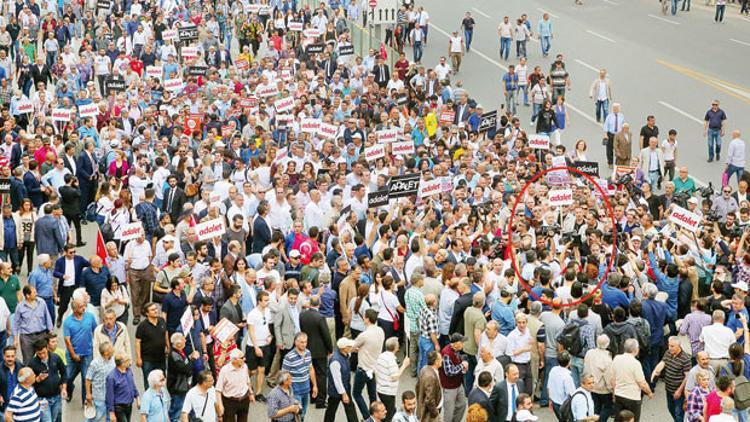 428 kilometre adalet yürüyüşü
