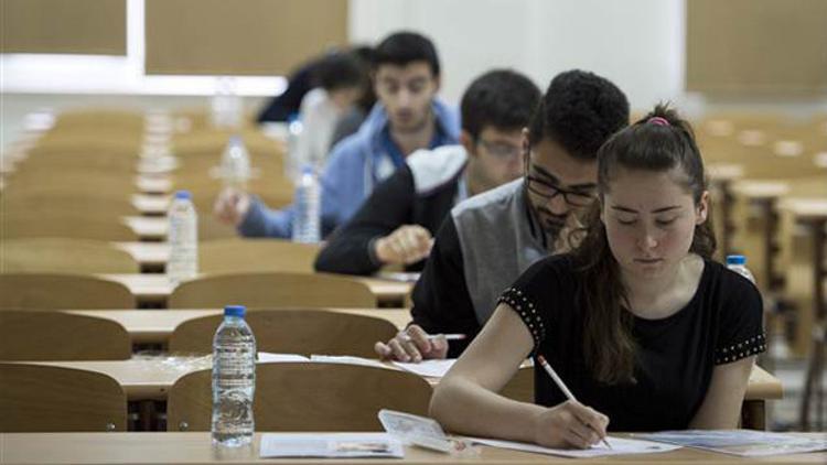 Uzmanlar LYS-3’ü yorumladı: Şiir yorumlama öne çıkan konulardı