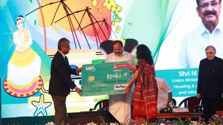 Hindistan’ın ilk akıllı ulaşım projesi hayata geçti