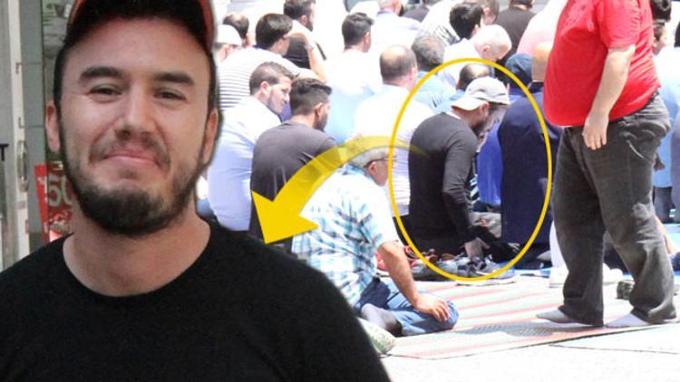 Mustafa Ceceli Teşvikiye Camii'nde