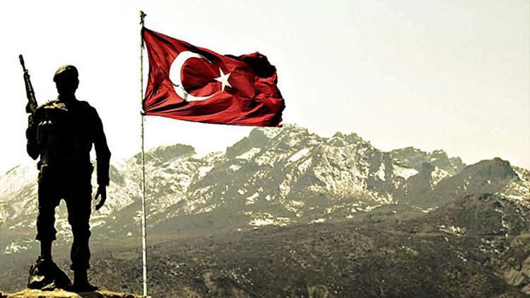 Katar’a 45 komando: Sırada topçular ve Fırtına obüsleri var