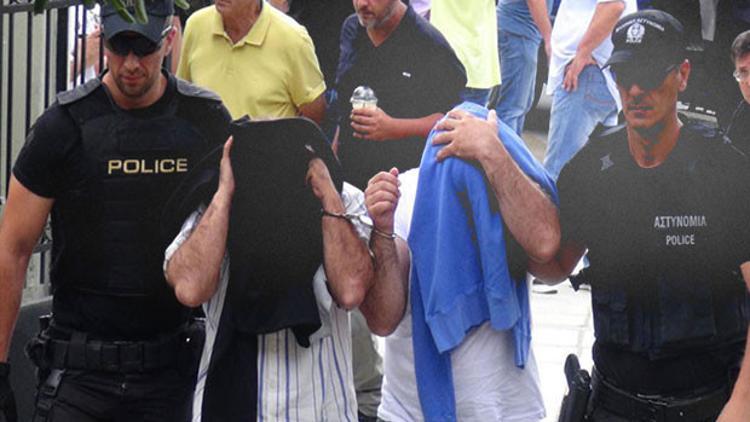 17 FETÖ'cü Rodos'a kaçtı