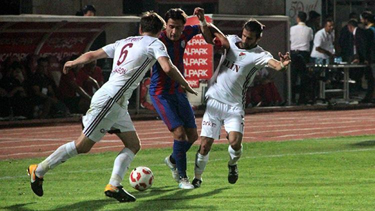 Elazığspor evinde ışık vermedi