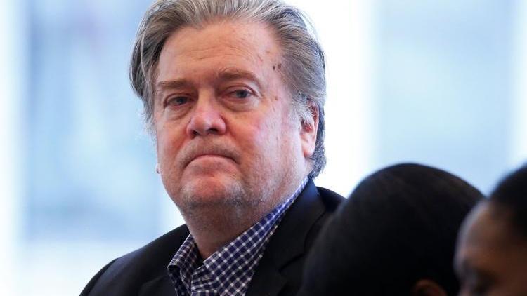 Trump'ın danışmanı Bannon: Soytarılar!