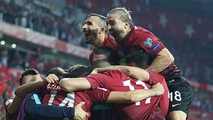 FIFA, Hırvatistan galibiyetini manşetine taşıdı!