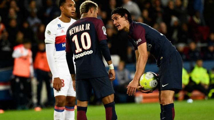 Dünyanın en pahalı transferi Neymar kadro dışı bırakıldı