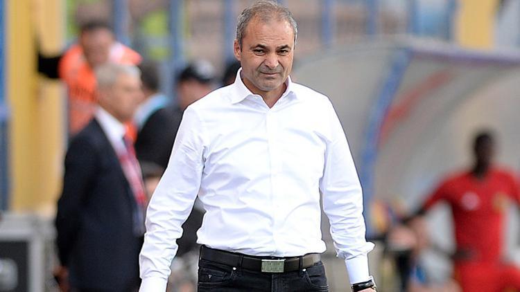 Erkan Sözeri Karabükspor'dan ayrıldı