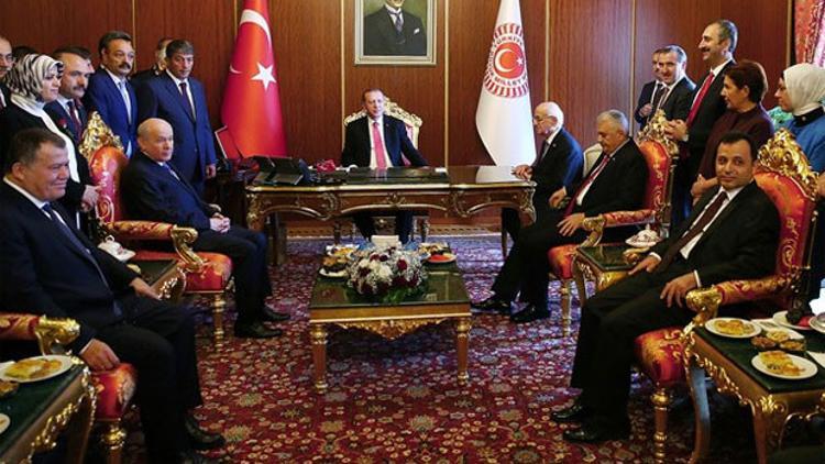 Son dakika: Meclis'te sürpriz zirve... Davet polemiği çıktı...