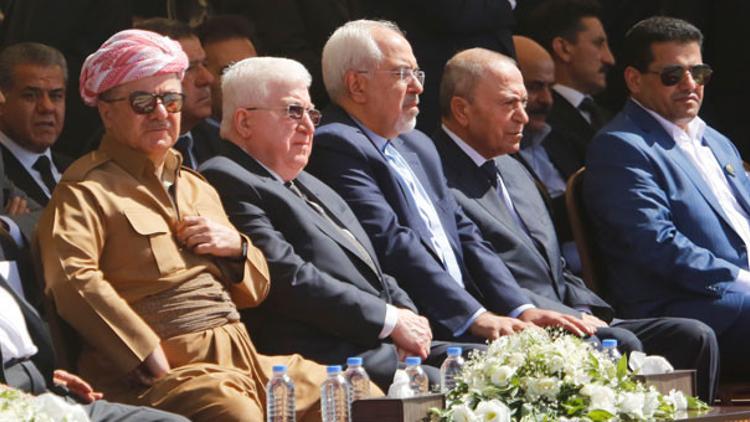 Talabani'ye kalabalık cenaze töreni... Kriz çıktı