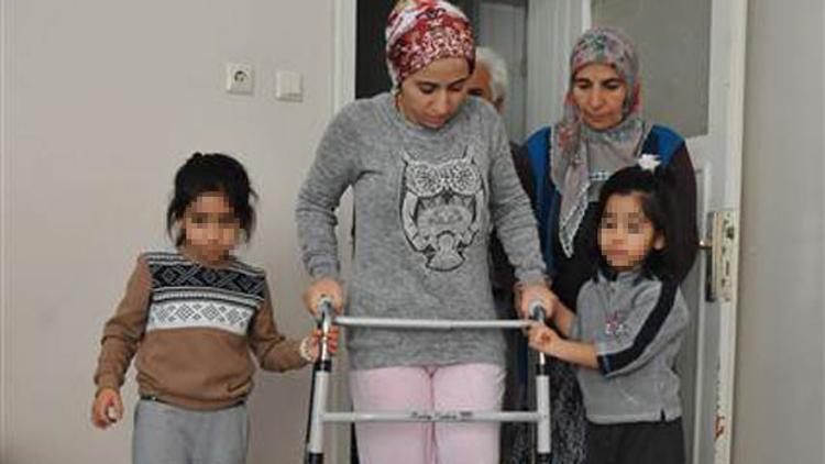 'Anne sen çok yemek ye bacağın hemen büyüsün'