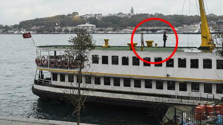 Mesaiyi bekleyen kaptanın istavrit keyfi!