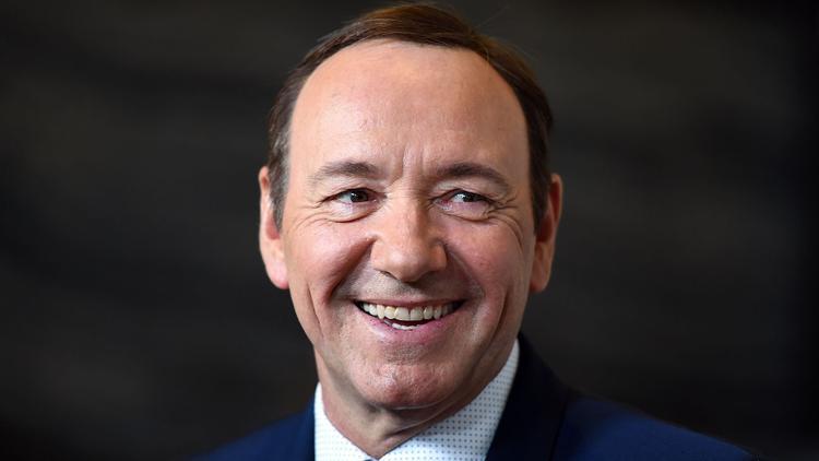 Kevin Spacey kimdir? Eşcinsellik itirafı sosyal medyayı salladı