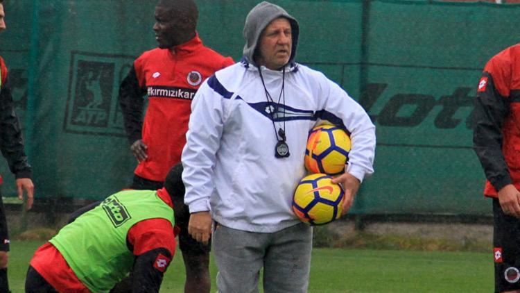 Mesut Bakkal: Daha yürekli oynamalıyız