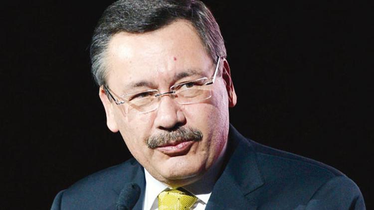 'Edepsizsin Gökçek' fikir özgürlüğü