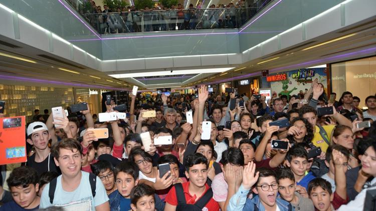 Oyun severler “ZULA Roadshow”a akın etti