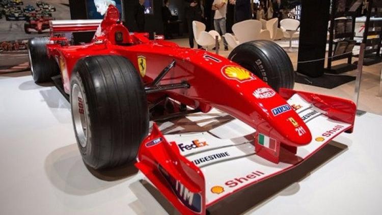 Schumacher'in yarış arabası rekor fiyata alıcı buldu!